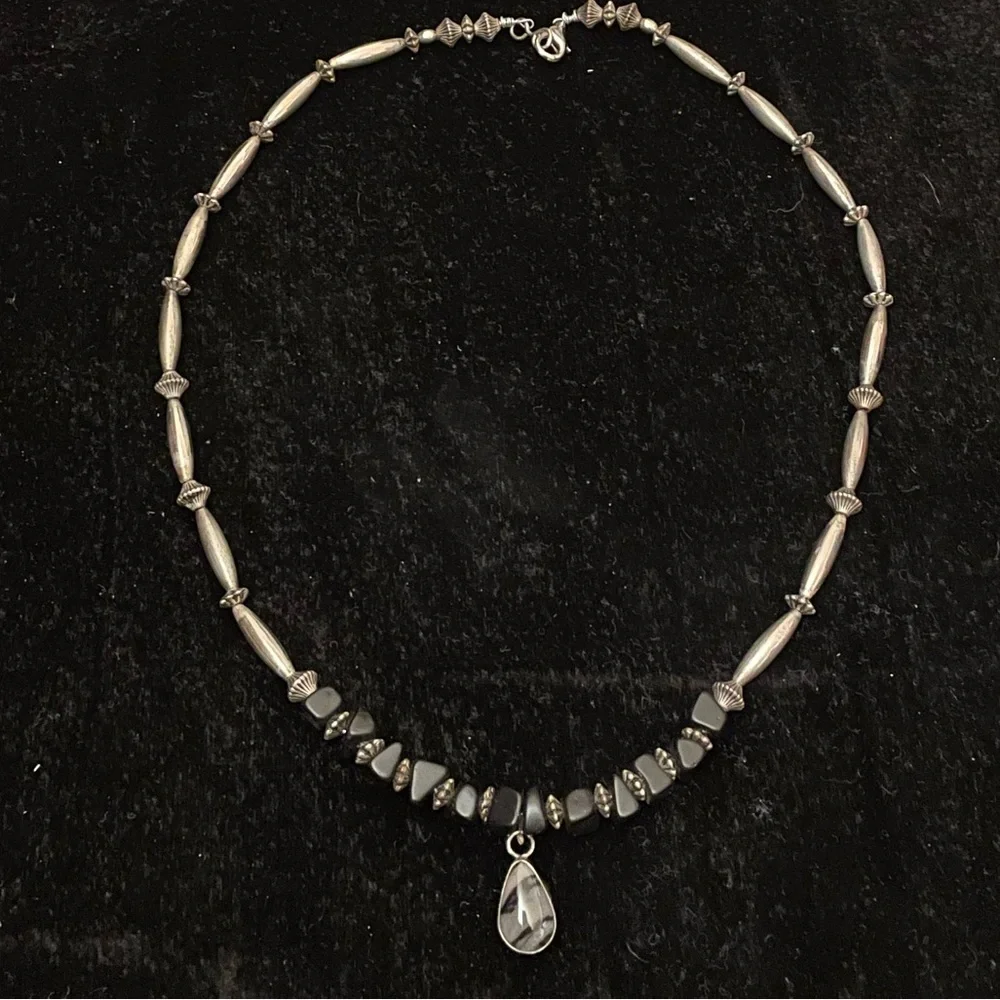 VTG Navajo Signed Onyx, Jasper & Sterling necklace - Picture 4 of 7